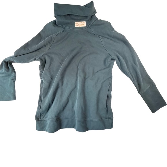 Lululemon Tops - Lululemon Scuba High Funnel Neck Pullover Women 12 Blue Gray Excellent Raglan